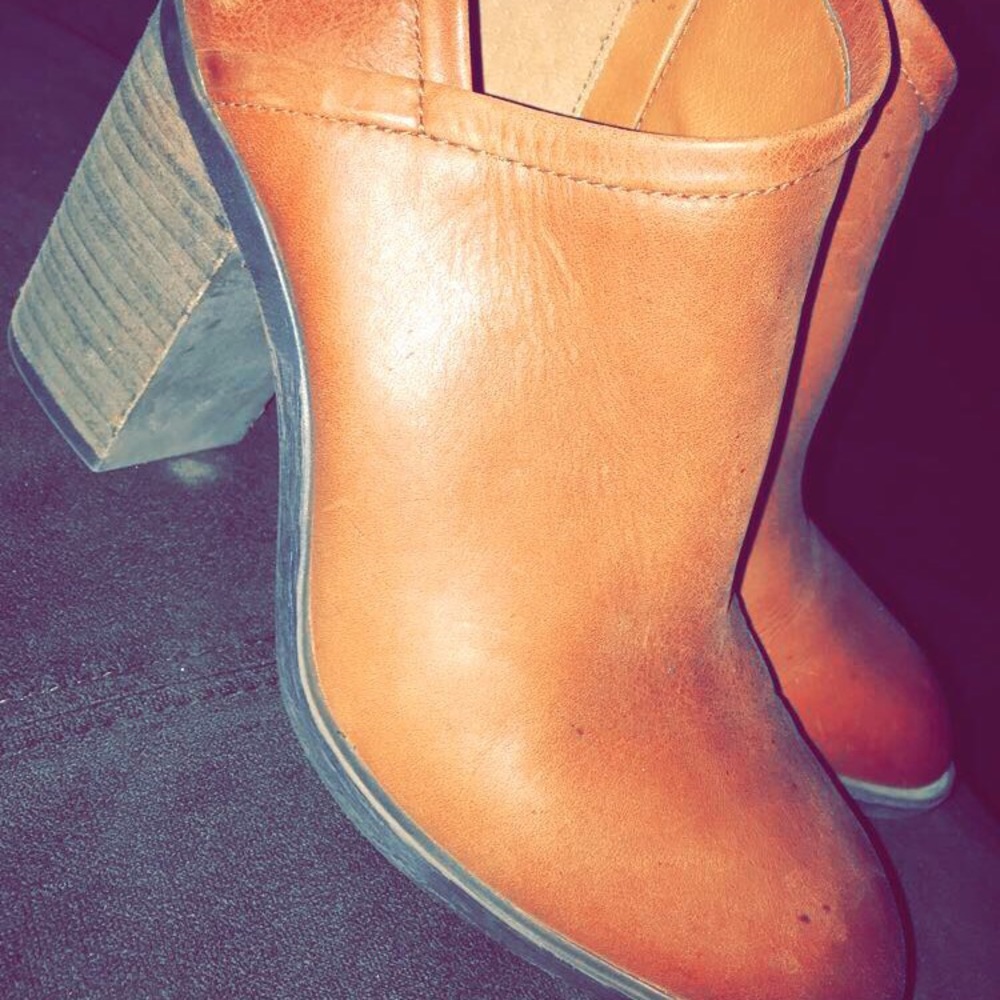 Lucky brand brown leather boots